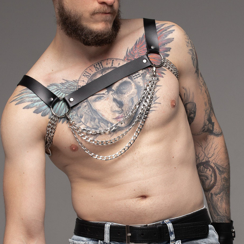 Harness mit Kette  von Incerun, Gaywear Fashion Style